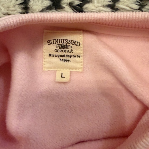 Pink Graphic Sweatshirt with Multicolor Stitching Detail - Picture 10 of 11